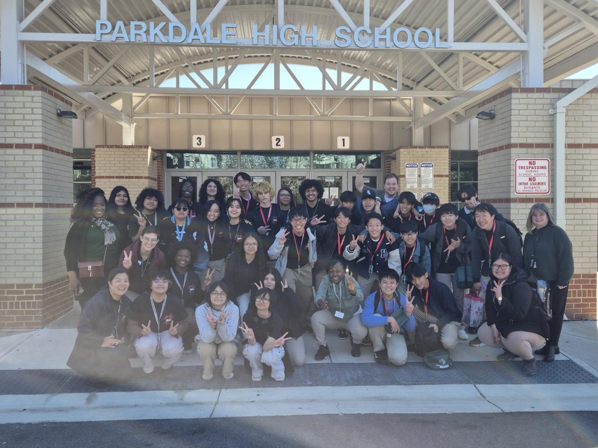 Parkdale Japanese Honor Society and the students from Seiko Gakuin High School enjoyed the unique opportunity of collaborating and connecting with one another during a one-day trip to Parkdale. (photo courtesy of Ms. Hooks)